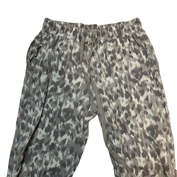 Cloth & Stone Tencel Camo Jogger‎ Pants Size Small - Picture 4 of 12